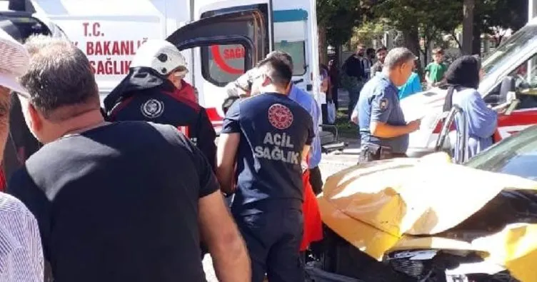 Malatya’da kaza: 2 araç çarpıştı! 6 kişi yaralandı