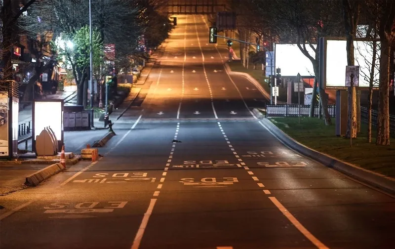 Yarın sokağa çıkma yasağı var mı? 6-7 Mart Cumartesi Pazar hafta sonu sokağa çıkma yasağı olacak mı?