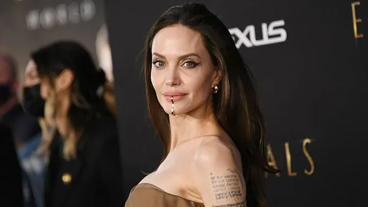 Angelina Jolie’den ’yok artık’ dedirten sözler! Brad Pitt’ten boşanmasındaki bilinmeyenleri anlattı: Yataklara düşmüş...