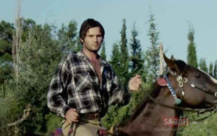 Ediz Hun ve eşi Berna Hun 50’nci evlilik yıl dönümlerini kutladı ...