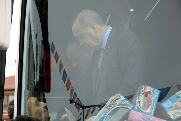 Cumhurbaşkanı Erdoğan'ın Bolu AK Parti İl Kongresi'nden yansıyan kareleri