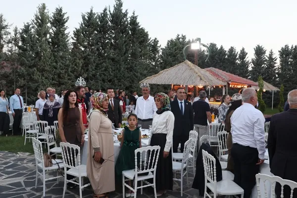 igdirda-15-temmuz-sehit-yakinlari-ve-gaziler-onuruna-yemek-programi-duzenlendi-1783969345431.jpg