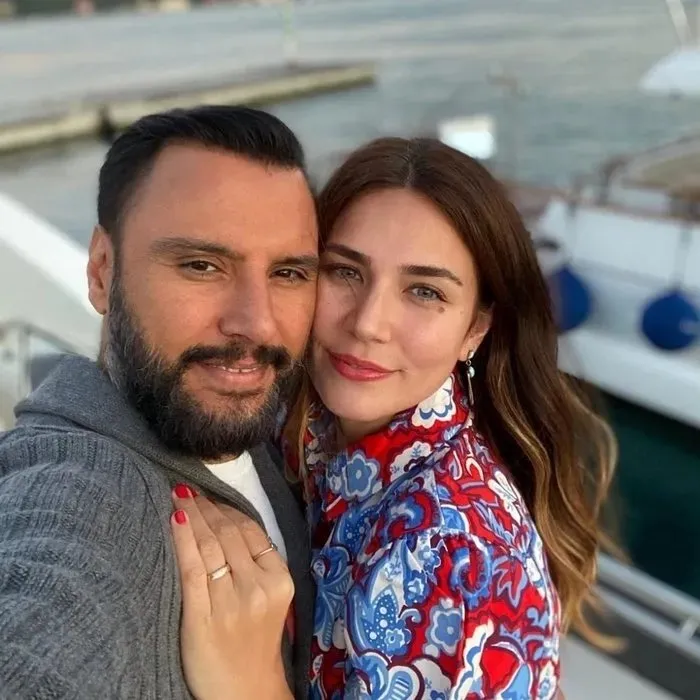 Ünlü çift evinin kapılarını GÜNAYDIN'a açtı! Buse Varol ve Alişan: Çocuklarımıza vatan sevgisi aşılıyoruz