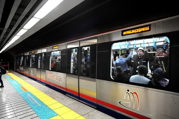 bakan-uraloglu-acikladi-marmaray-13-yasinda-16-milyar-yolcu-tasidi-1793254089908.jpeg