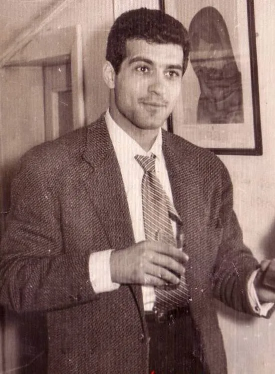 Fikret Hakan hayatını kaybetti