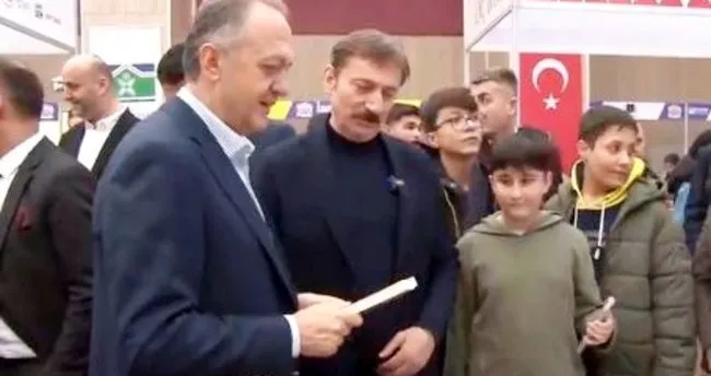 3’üncü Ulusal Bahçelievler Kitap Fuarı açıldı! Mustafa Şentop: Kitap medeniyetimizin temel taşıdır