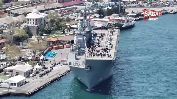 Vatandaşlar TCG Anadolu gemisini ziyaret etmek için kilometrelerce kuyruk oluşturdu | Video