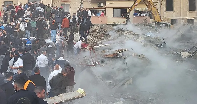 Lübnan’da iki bina çöktü: 6 ölü, 7 yaralı