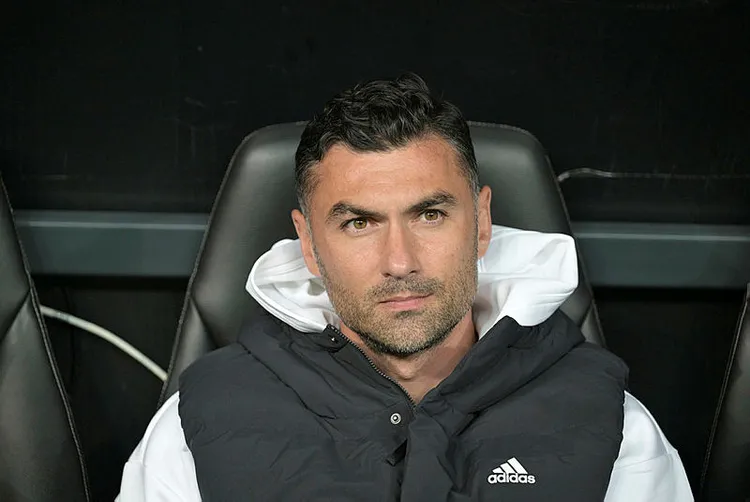 son-dakika-burak-yilmaz-gorevinden-istifa-etti-1699611411566.jpg