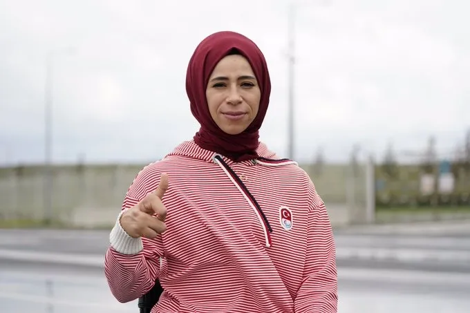 cumhurbaskani-erdogan-tokyo-paralimpik-oyunlarinda-madalya-kazanan-sporculari-tebrik-etti-1630224738084.jpg
