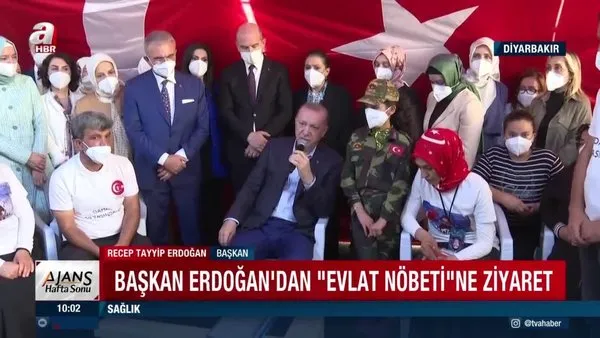 Cumhurbaşkanı Erdoğan'ın evlat nöbetindeki 'Diyarbakır Anneleri'ni ziyaretinden görüntüler