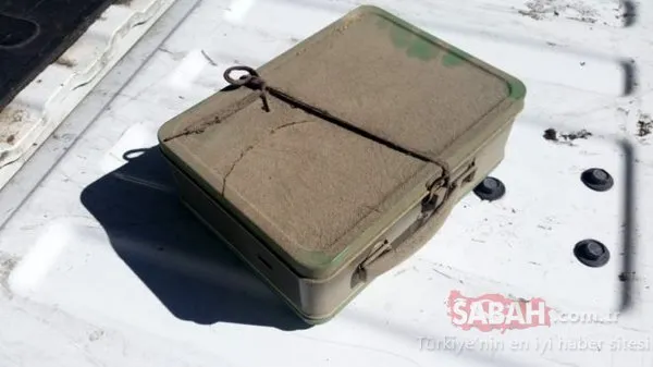 Esrarengiz kutudan çıkanlar şaşırttı! Ev sahibi gözlerine inanamadı...