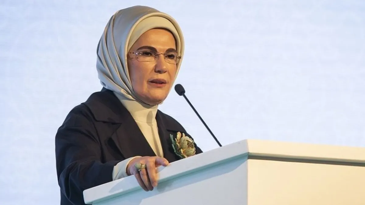 Emine Erdoğan: Çocukları eğitim hakkına kavuşturmak için sadece okul yapmak artık yeterli değil Emine Erdoğan: Çocukları eğitim hakkına kavuşturmak için sadece okul yapmak artık yeterli değil