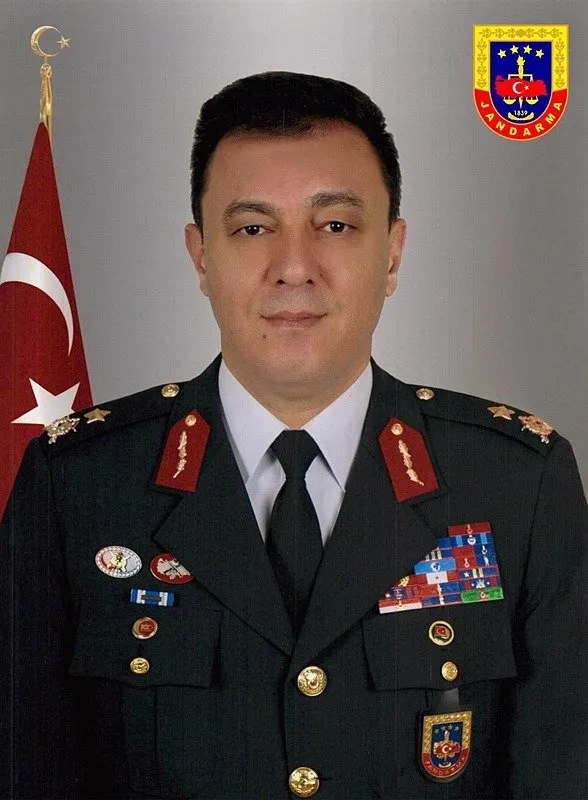 Jandarma KOM Daire Başkanı Tuğgeneral Selami Akşit vefat etti! Bakan Yerlikaya’dan başsağlığı mesajı