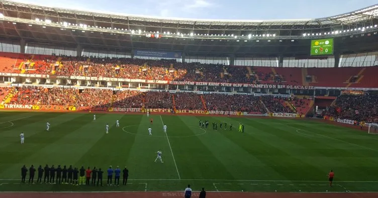 Son dakika: Eskişehirspor’dan anlamlı protesto
