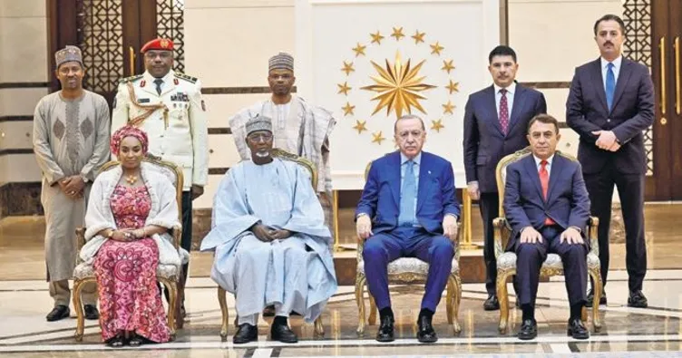 Beş büyükelçiden güven mektubu