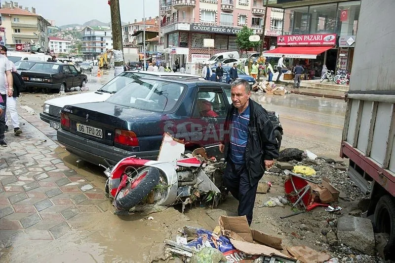 ankara da sel korkunc goruntuler