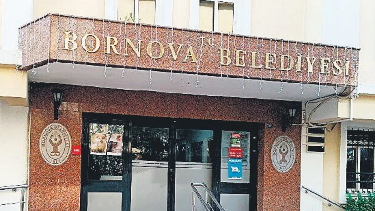 ‘Belediyeleri yakın arkadaşlar matinesine çevirdiler’ ‘Belediyeleri yakın arkadaşlar matinesine çevirdiler’