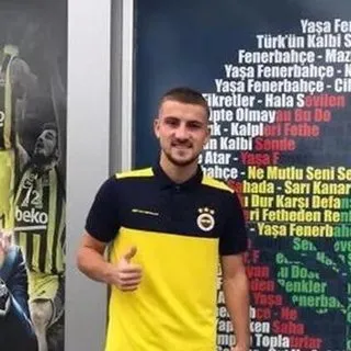 Fenerbahçe'den sürpriz transfer! Vedat Muriç'ten sonra bir Kosovalı daha...