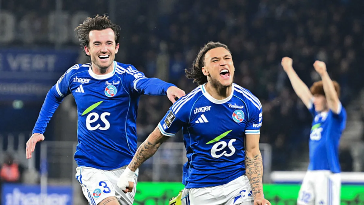 Strasbourg, Olimpik Lyon’u 3 golle geçti!