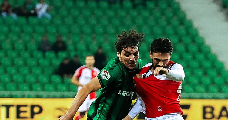 Sakaryaspor’a hükmen mağlubiyet cezası! Sivasspor maçının faturası belli oldu...