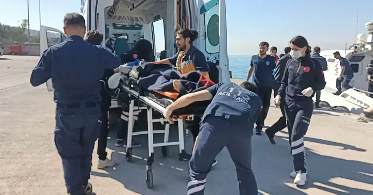 Sağlık personeli iskeleden denize düştü