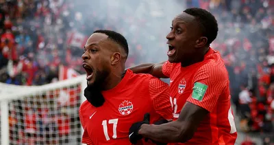 Cyle Larin ve Atiba tarih yazdı! Kanada 36 yıl sonra Dünya Kupası’nda