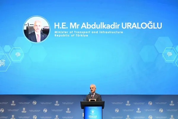 bakan-uraloglu-duyurdu-5g-abone-sayisi-34-milyona-yaklasti-1778734622316.jpeg