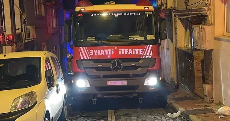 İki katlı binada yangın çıktı: 1 ölü