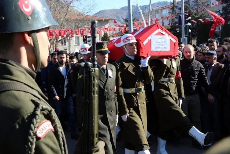 Tel Abyad şehidi teğmen Sinan Bilir, Tokat'ta son yolculuğa uğurlandı