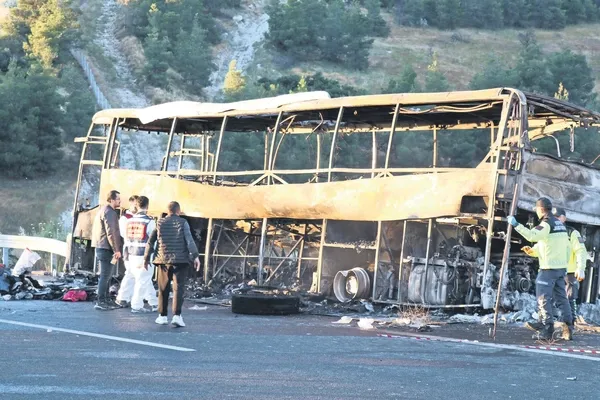 bayram-donusu-facia-8-olu-33-yarali-1780256661316.jpeg