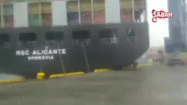 Ambarlı Limanı'nda yük gemisinin iskeleye çarpma anı kamerada | Video