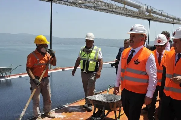 Ulaştırma Bakanı’ndan Osmangazi Köprüsü’nde inceleme