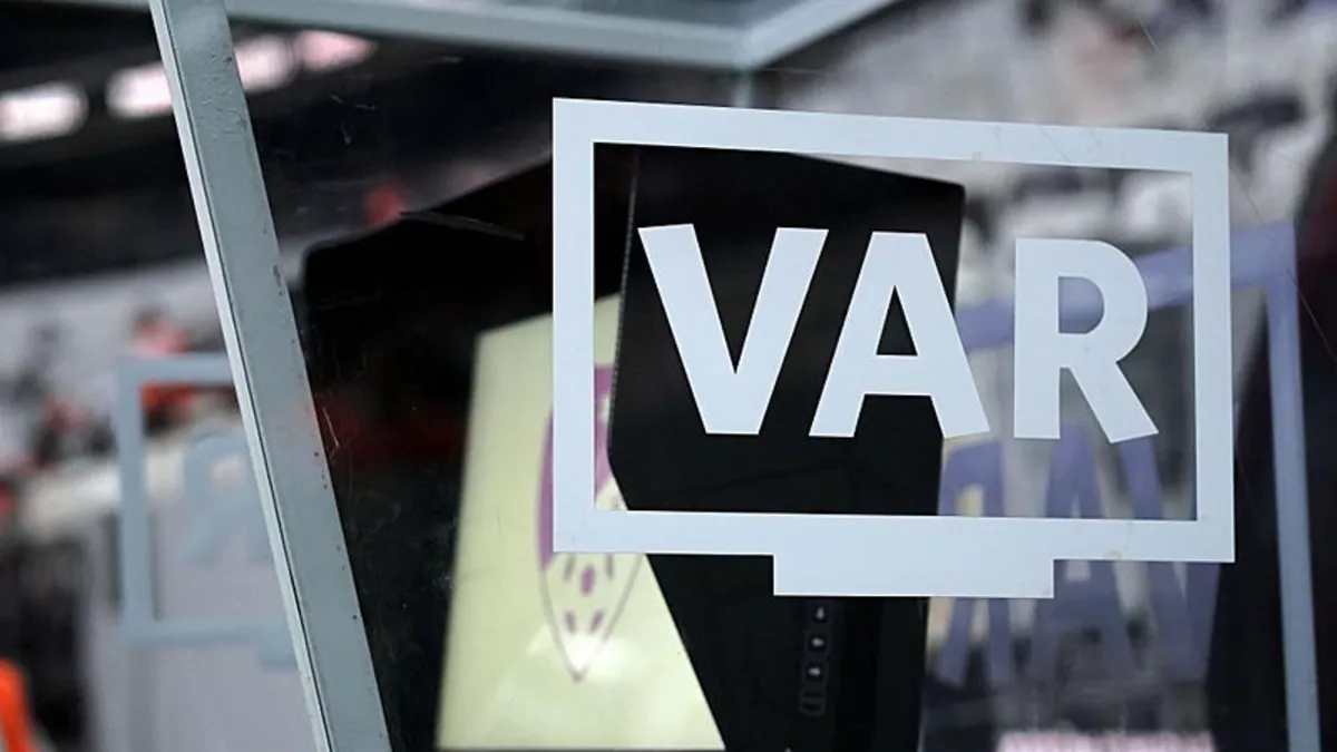 Fenerbahçe – Beşiktaş derbisinin VAR’ı açıklandı! Fenerbahçe – Beşiktaş derbisinin VAR’ı açıklandı!