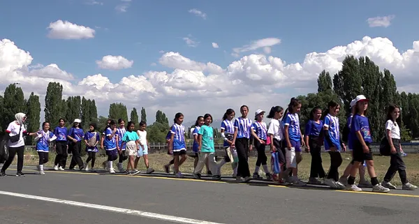 milli-zafer-horasanli-kizlarin-voleybol-hayalini-buyuttu-1788794189486.jpeg