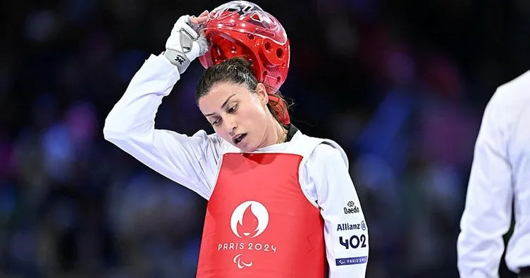 Para tekvando kadınlar K44 57 kiloda Gamze Gürdal, gümüş madalya aldı