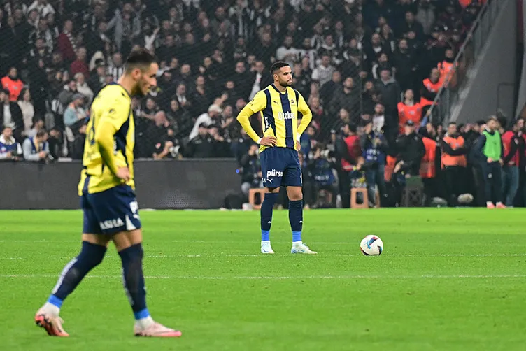 Son dakika haberi: Dirk Kuyt, Fenerbahçe’den transferini yapıyor! Görüşmeler başladı...