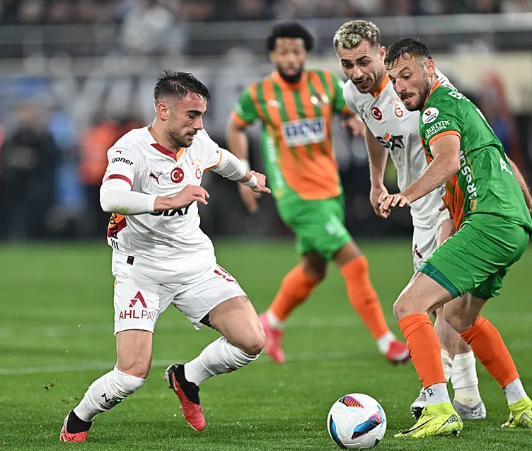 Son dakika haberi: Ahmet Çakar ve Mustafa Çulcu’dan Alanyaspor-Galatasaray maçının hakemine övgü! ’’Cesaretli ve taviz vermedi’’