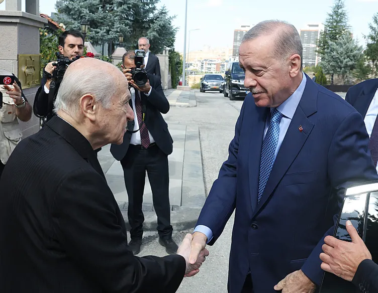 Başkan Erdoğan ve Bahçeli’nin açıklamalarına halktan destek: Memnuniyet uyandırdı