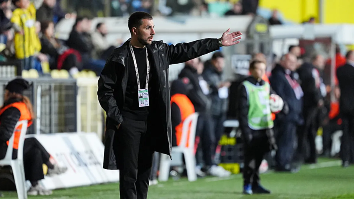 Barış Kanbak: Futbolda anların hatasını yaşadık! Barış Kanbak: Futbolda anların hatasını yaşadık!