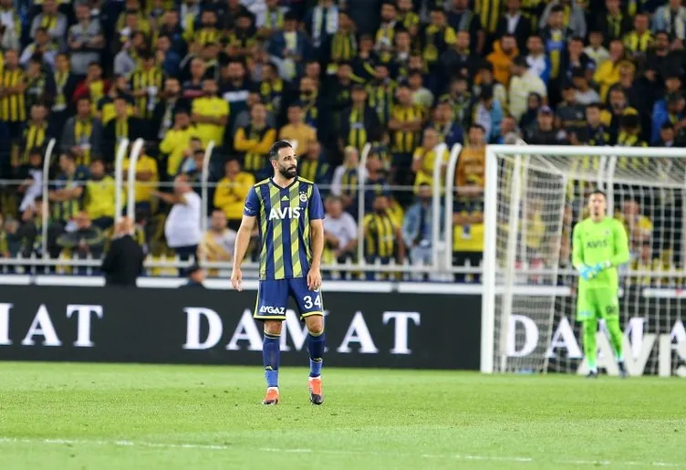 Fenerbahçe’ye Adil Rami piyangosu!