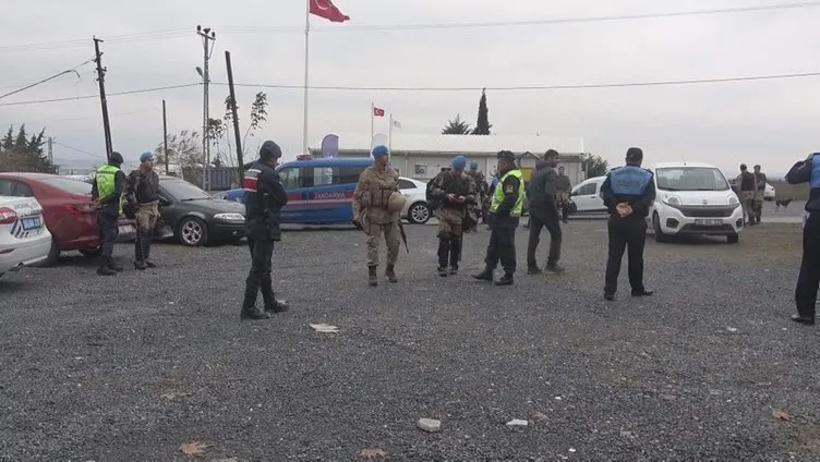 Arnavutköy’de korsan otopark operasyonu: 450 jandarma katıldı