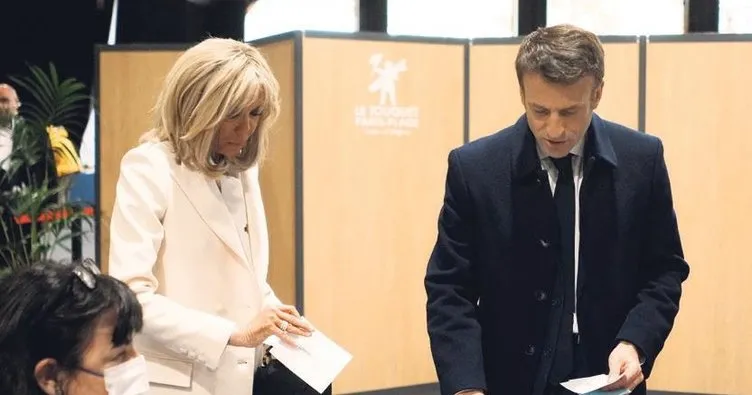 Macron ve Le Pen yarışacak