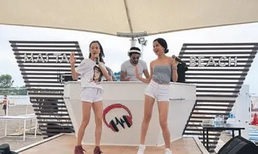 Ceyda ve Şeyda tatilcileri coşturdu