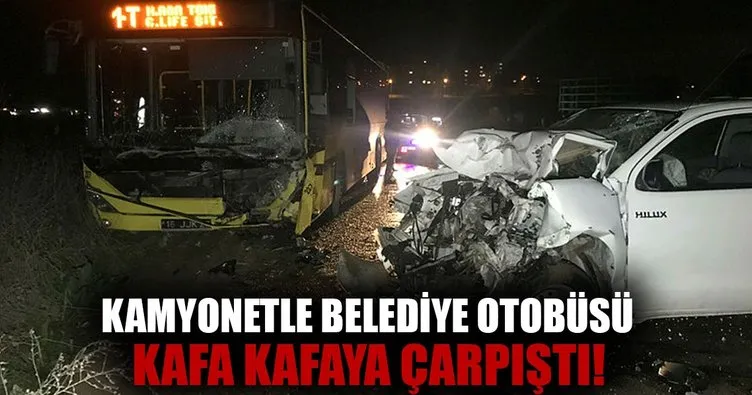 Bursa’da belediye otobüsü ile kamyonet çarpıştı: 1 ölü, 2 yaralı