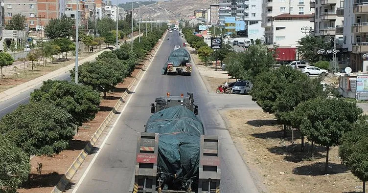 İdlib sınırına obüs ve tank sevkıyatı