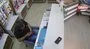 Şişen telefon bataryası böyle patladı | Video