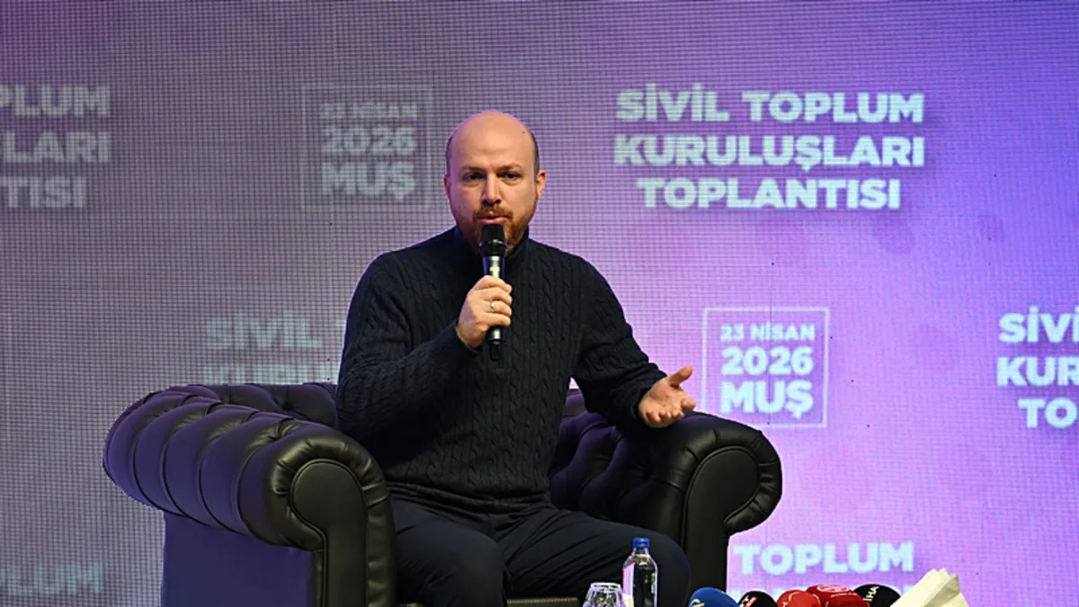 Bilal Erdoğan: “Çocuklar kırmızı çizgimizdir” Bilal Erdoğan: “Çocuklar kırmızı çizgimizdir”