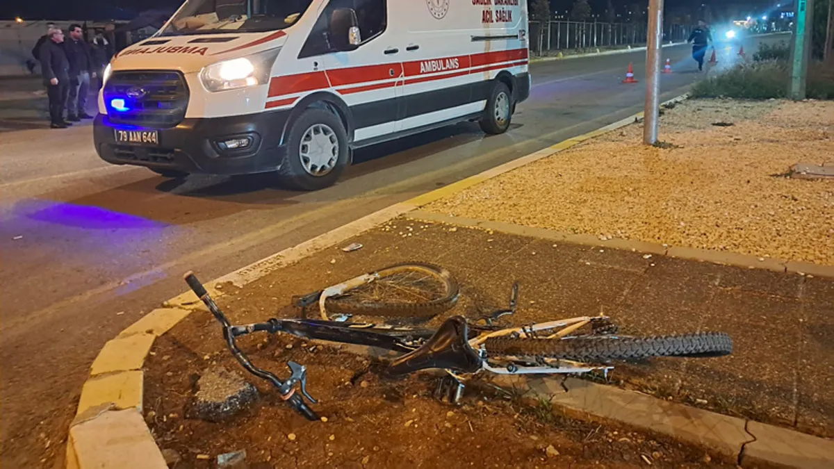Kilis’te otomobil çarptı: Bisikletli genç hayatını kaybetti!