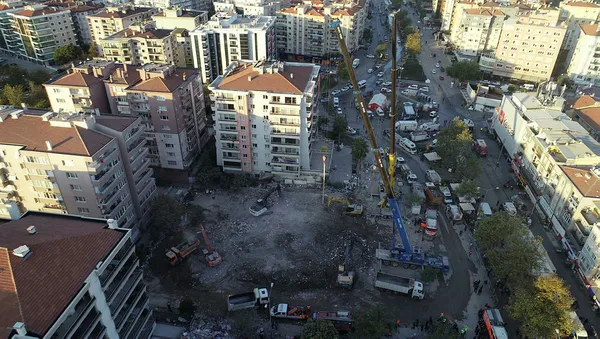37-kisiye-mezar-olmustu-riza-bey-apartmaninin-bilirkisi-raporu-ihmaller-zincirini-ortaya-koydu-1623424392756.jpg